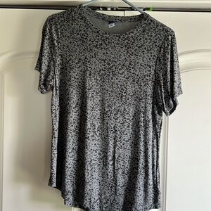 Old Navy Luxe T-shirt gray leopard
